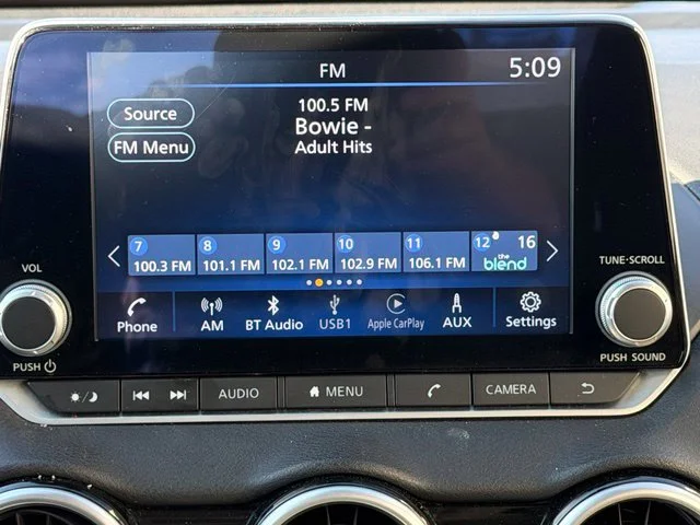 Used 2025 Gray Nissan SV image 19