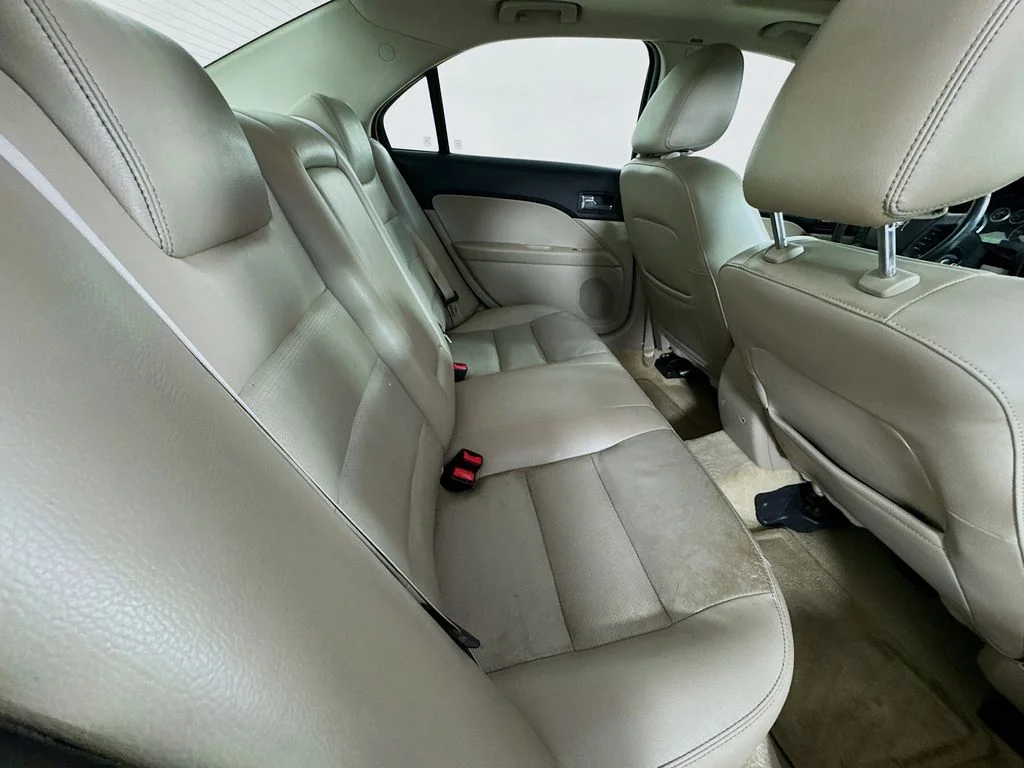 Used 2009 Blue Ford SEL image 29