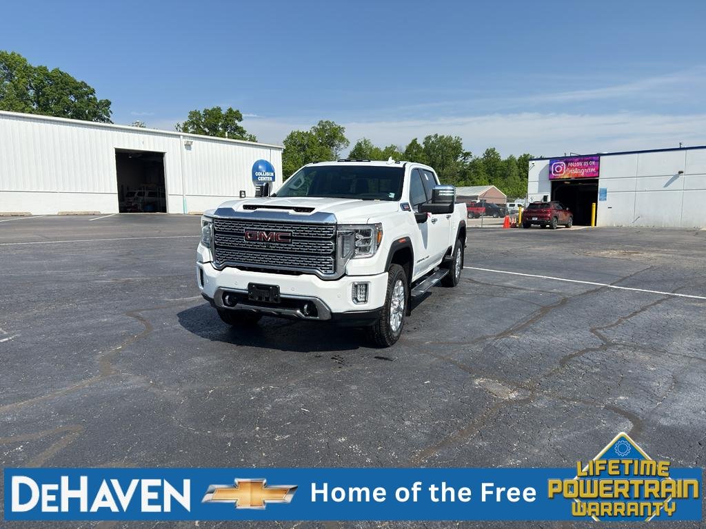 2020 GMC Sierra Denali 4WD Crew Cab Standard Box's photo
