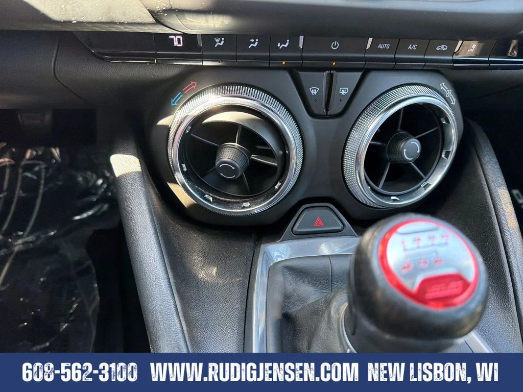 Used 2018 Summit White Chevrolet SS image 17
