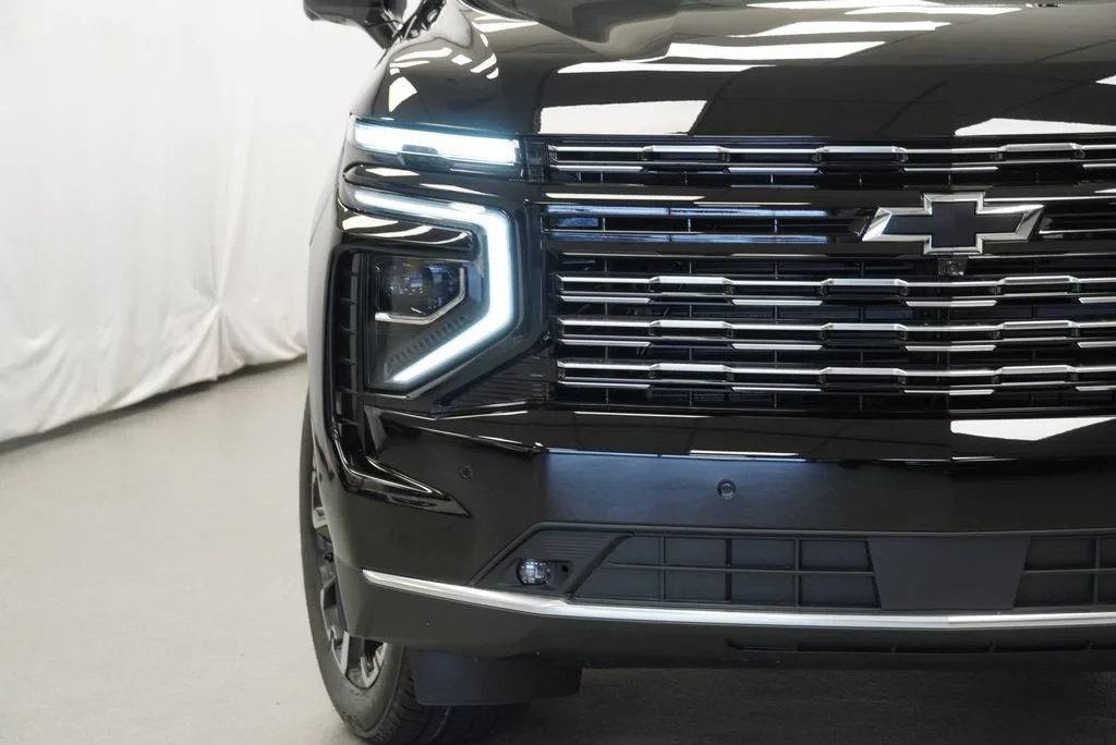 New 2026 Black Chevrolet High Country image 34