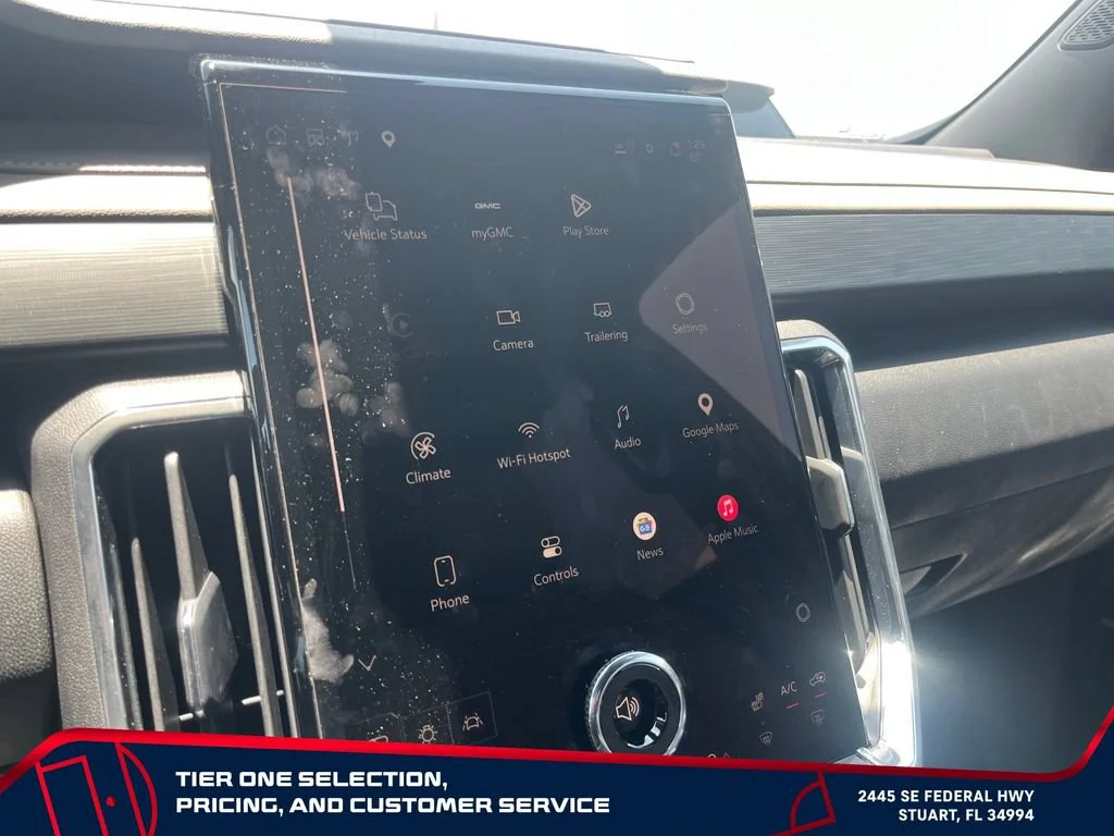 New 2026 Sterling Metallic GMC Elevation image 31