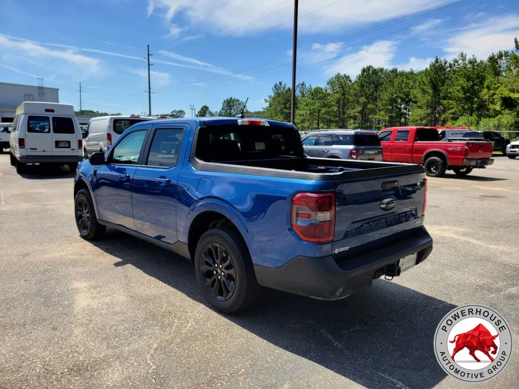 Used 2024 Blue Ford Lariat image 3