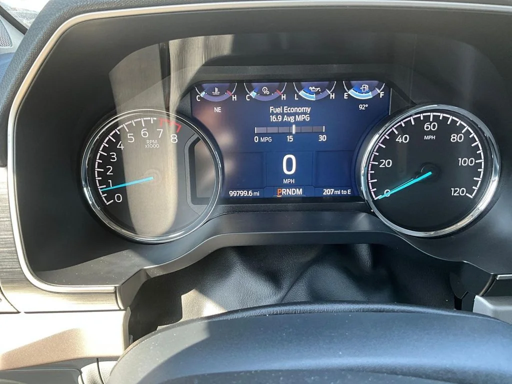 New 2022 White Ford XLT image 9