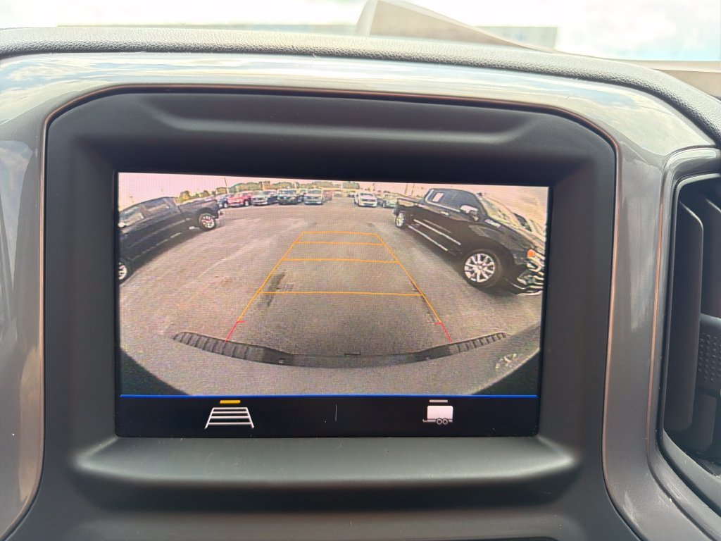 Used 2023 Silver Chevrolet Custom image 22