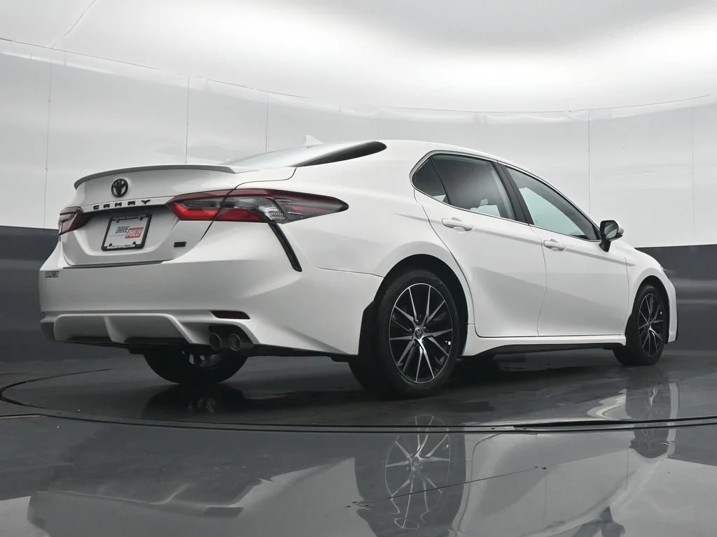 Used 2024 White Toyota SE image 31