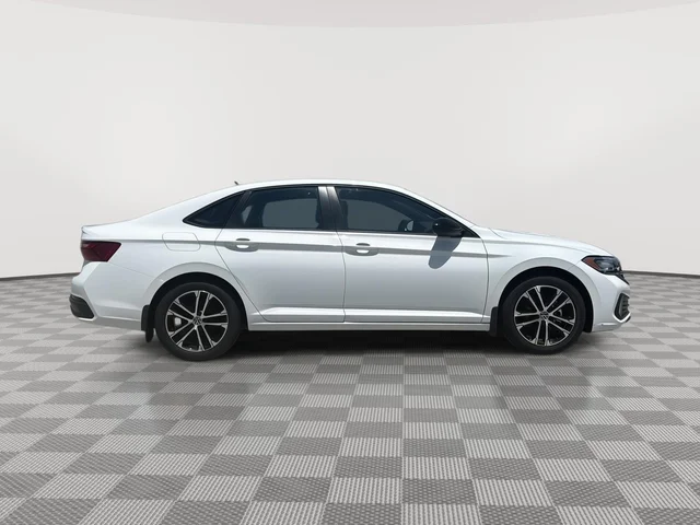 2022 Volkswagen Jetta Sport