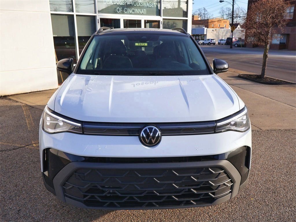 2026 Volkswagen Taos SE Black - Photo 8