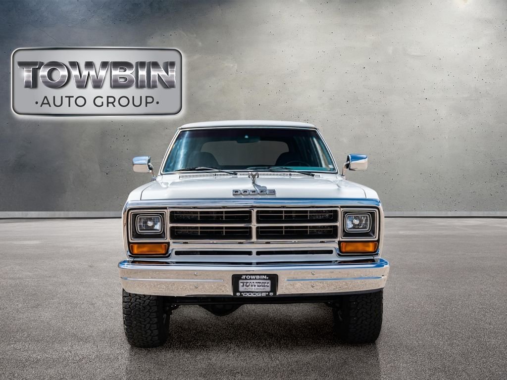 Used 1988  Dodge 100 image 2