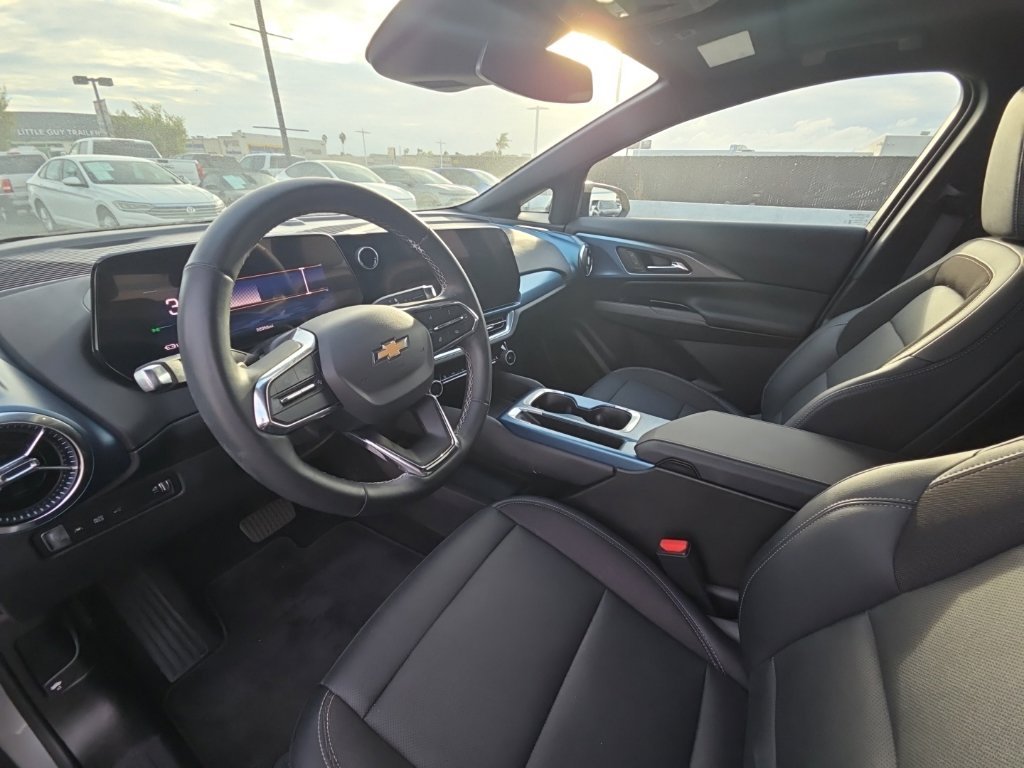 Used 2024 Sterling Gray Metallic Chevrolet LT image 10