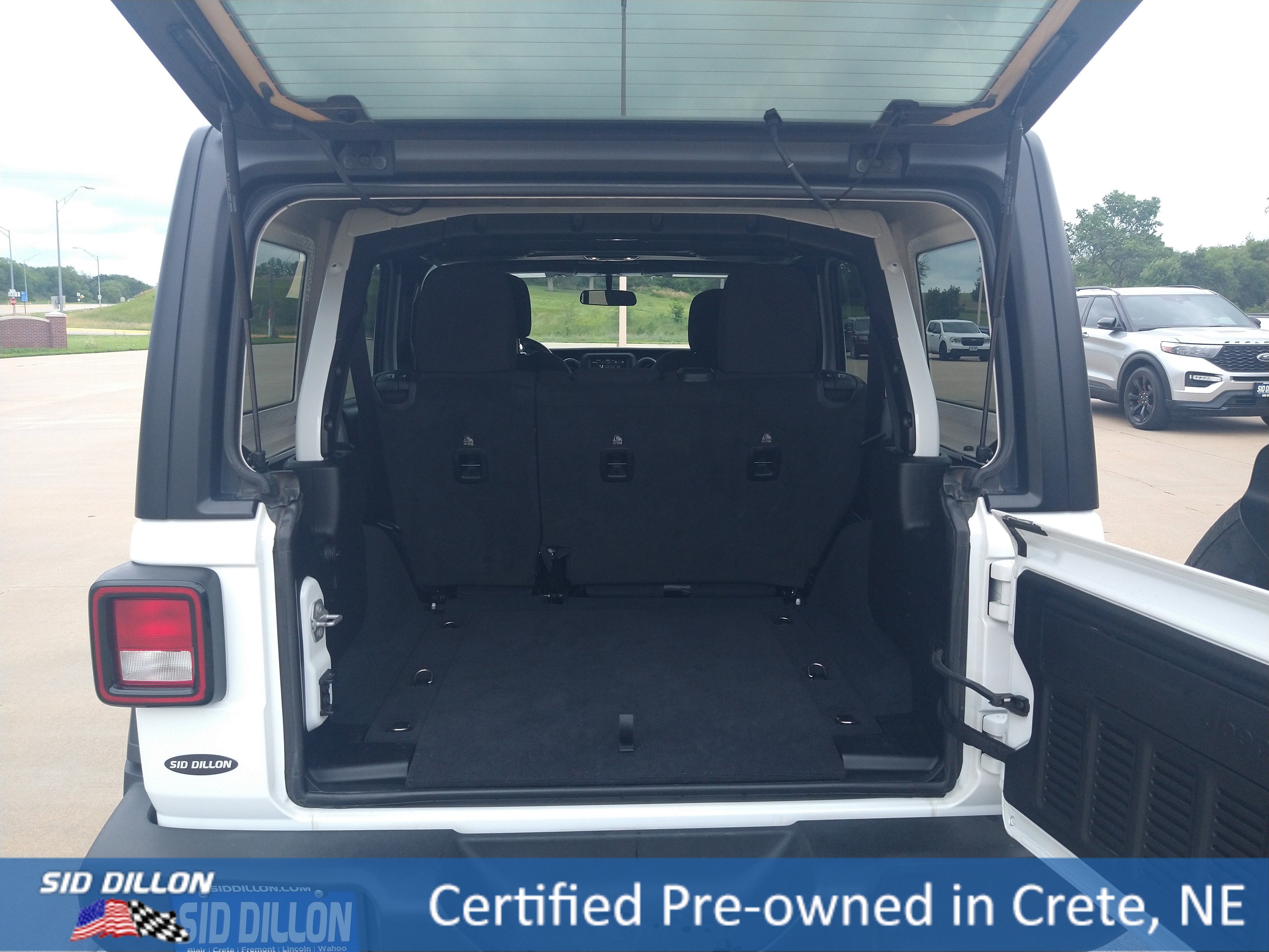 Used 2023 Bright White Clearcoat Jeep Sport S image 9