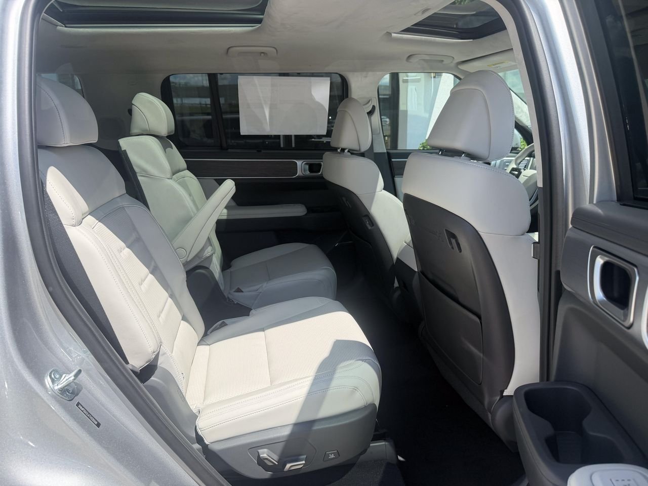 New 2026 Shimmering Silver Pearl Hyundai Calligraphy AWD image 25