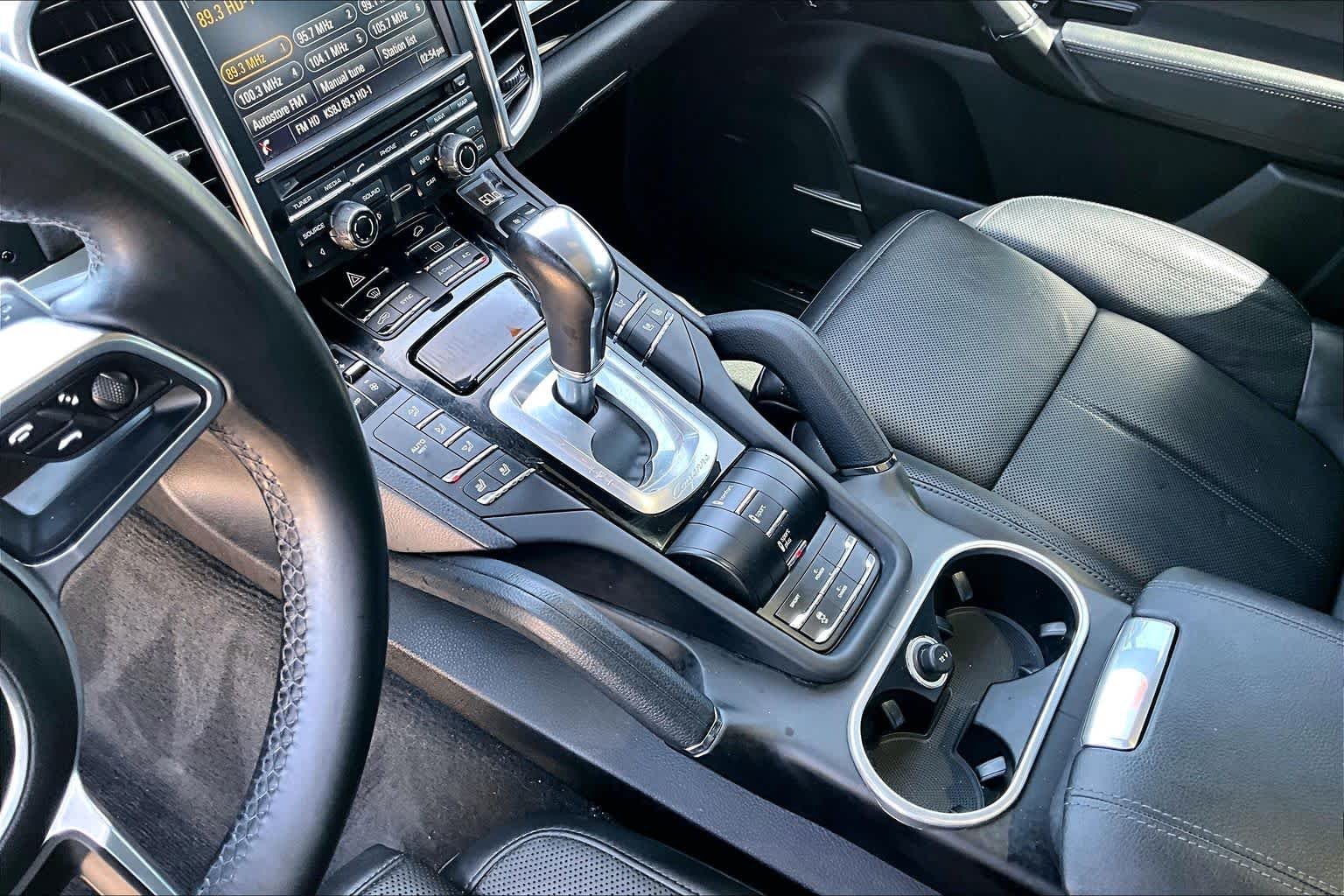 Used 2016 Black Porsche S E-Hybrid image 15