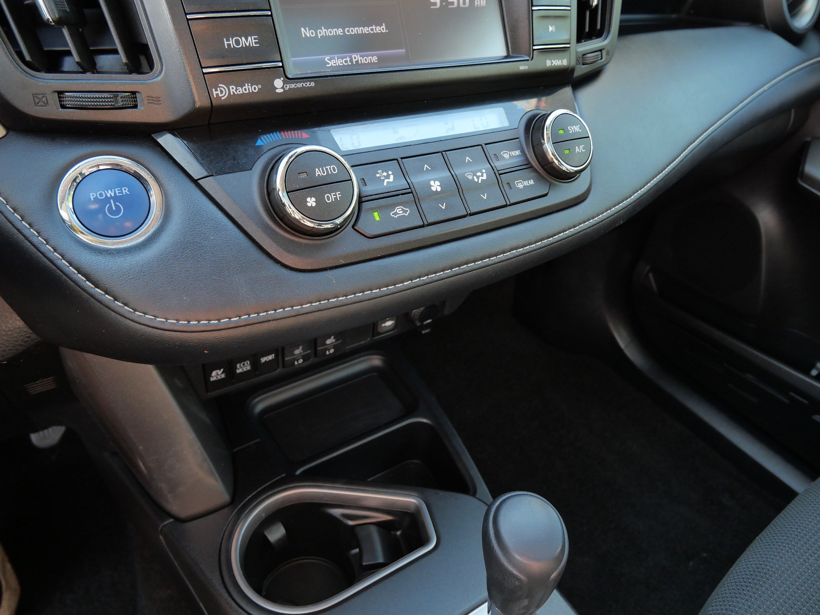 Certified Used 2018 Super White Toyota Hybrid XLE image 23