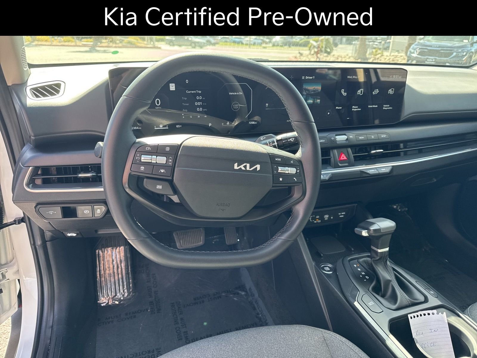 2025 Kia K4 EX - Photo 15
