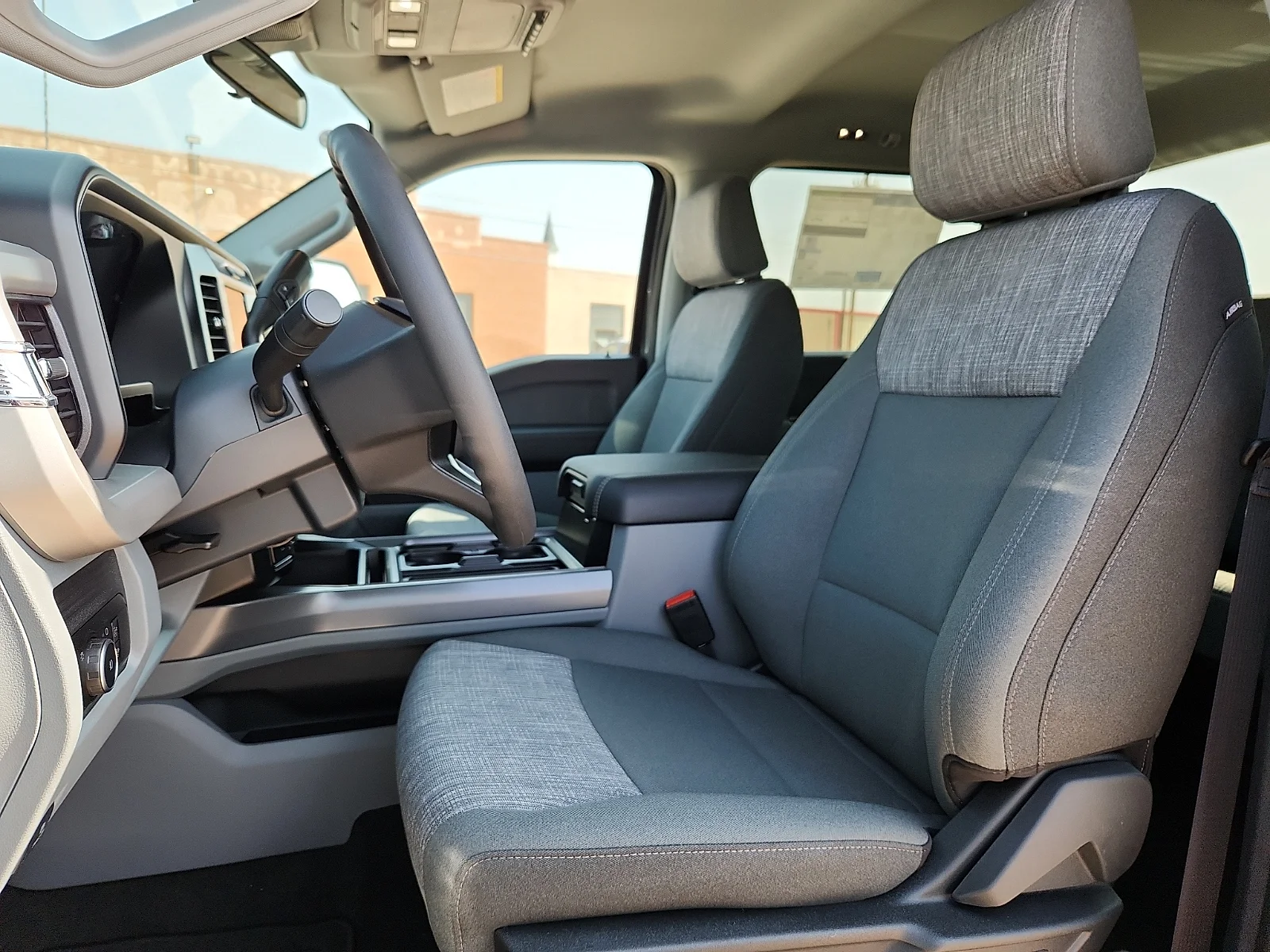 New 2026 Carbonized Gray Metallic Ford XLT image 17