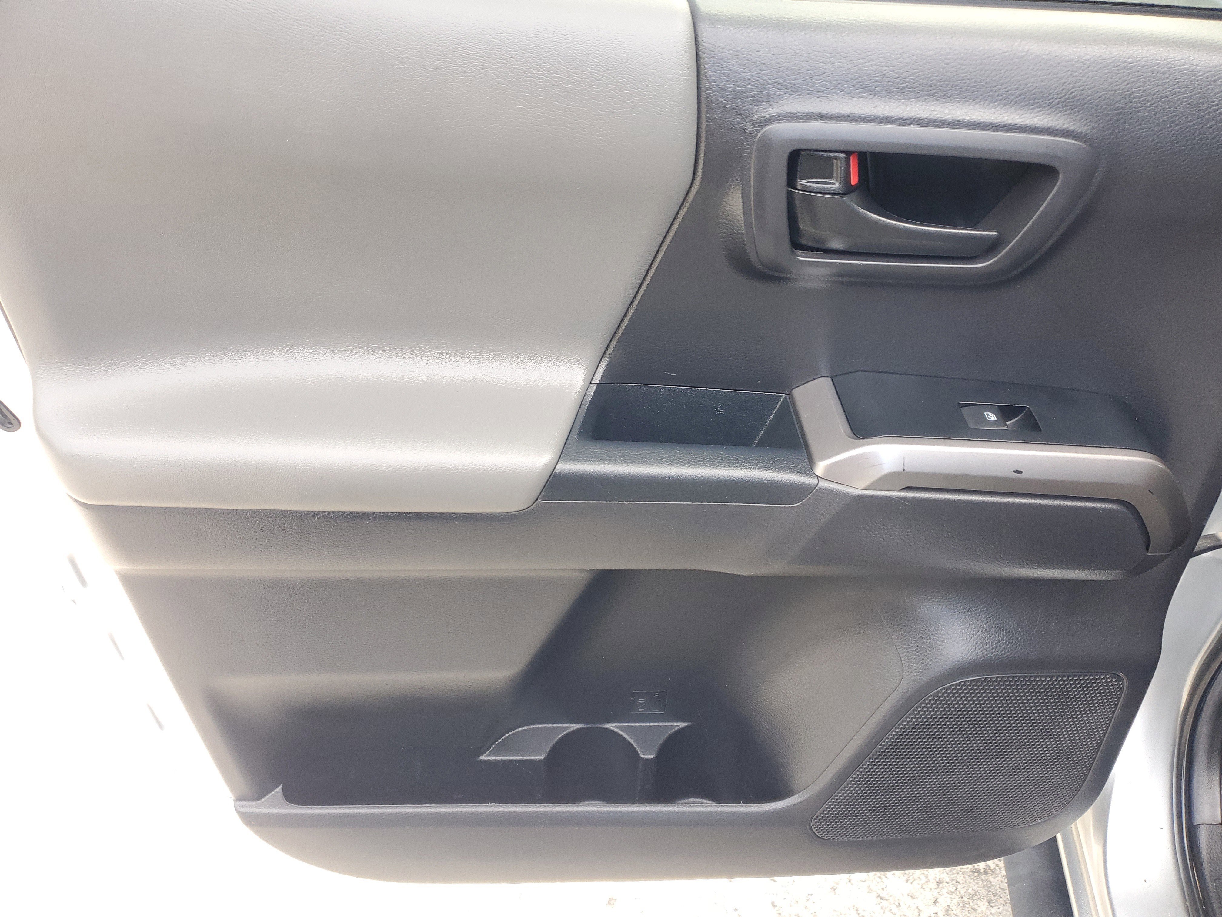 Used 2022 Celestial Silver Metallic Toyota SR5 image 12
