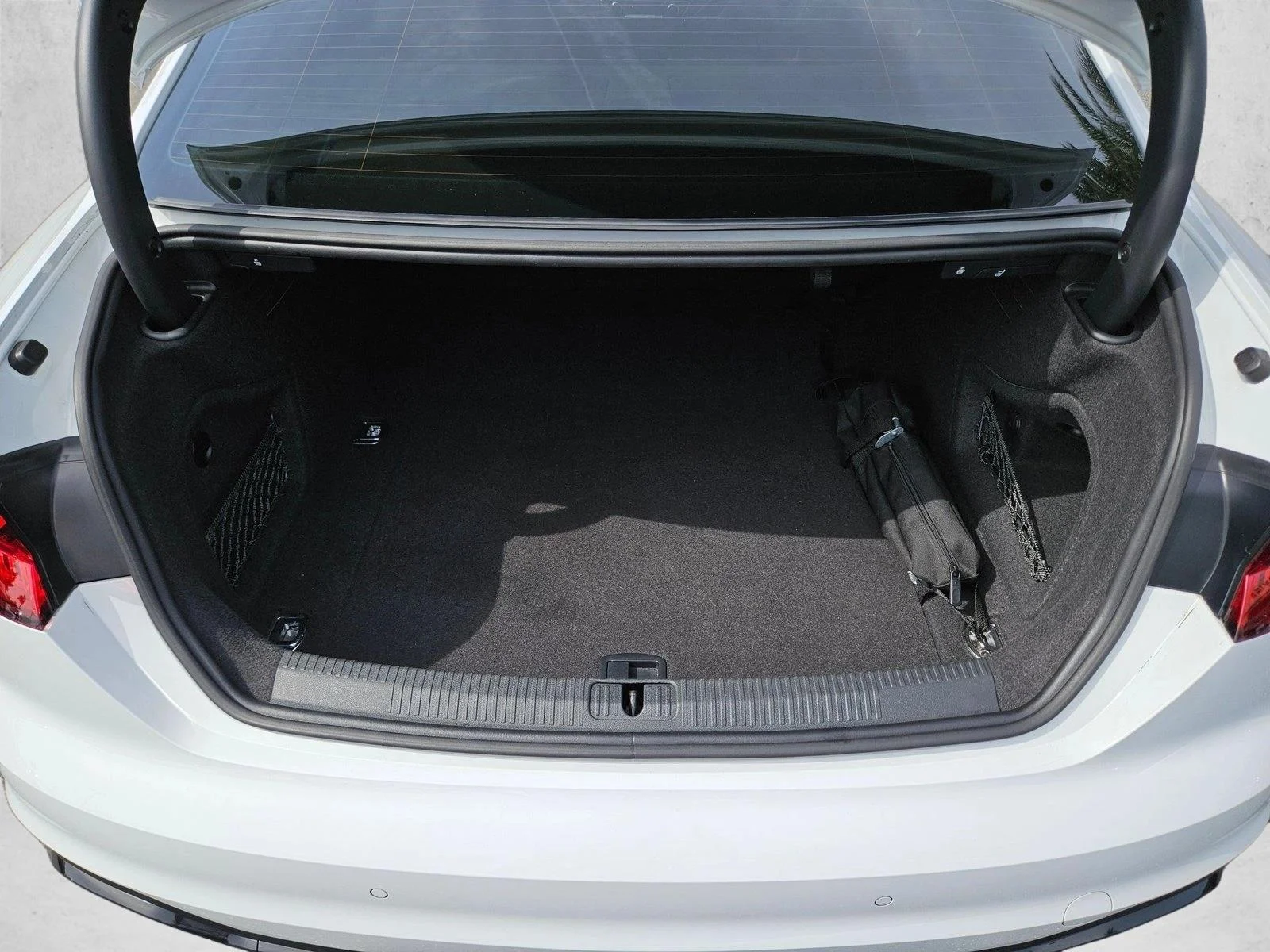 Used 2019 Glacier White Metallic Audi  image 7