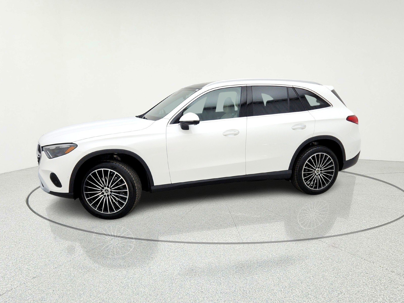 New 2026 Polar White Mercedes-Benz GLC 300 SUV image 36