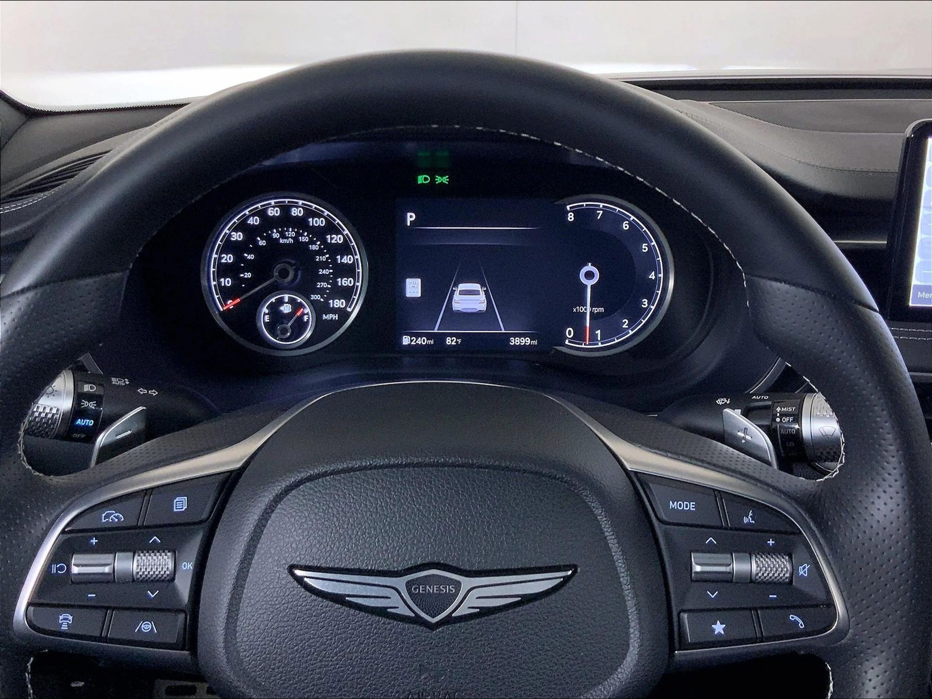 2024 GENESIS G70 Sport Advanced - Photo 11