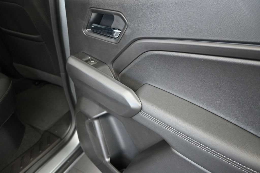 2026 Chevrolet Colorado LT - Photo 21