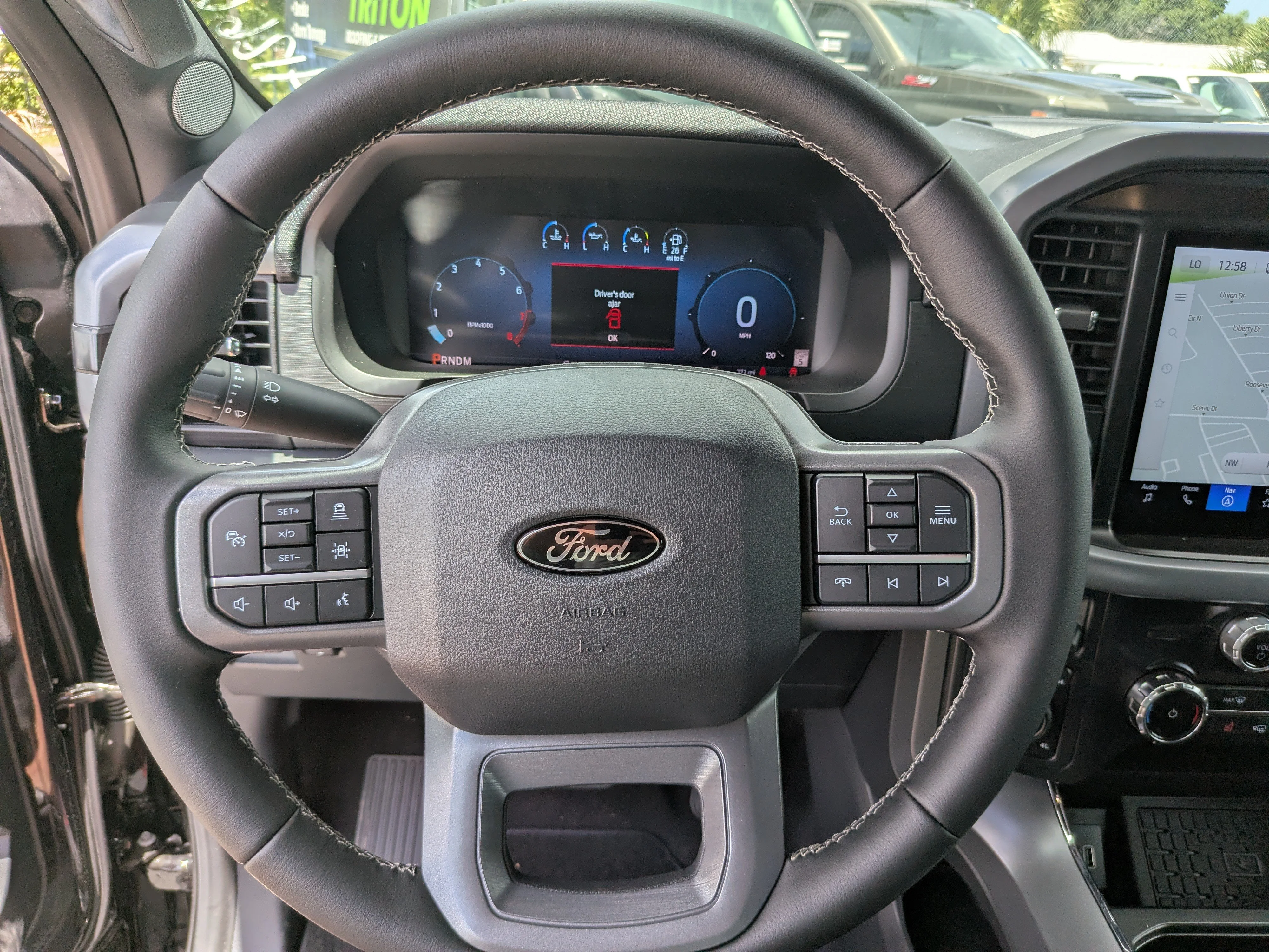New 2026 Agate Black Metallic Ford XLT image 30