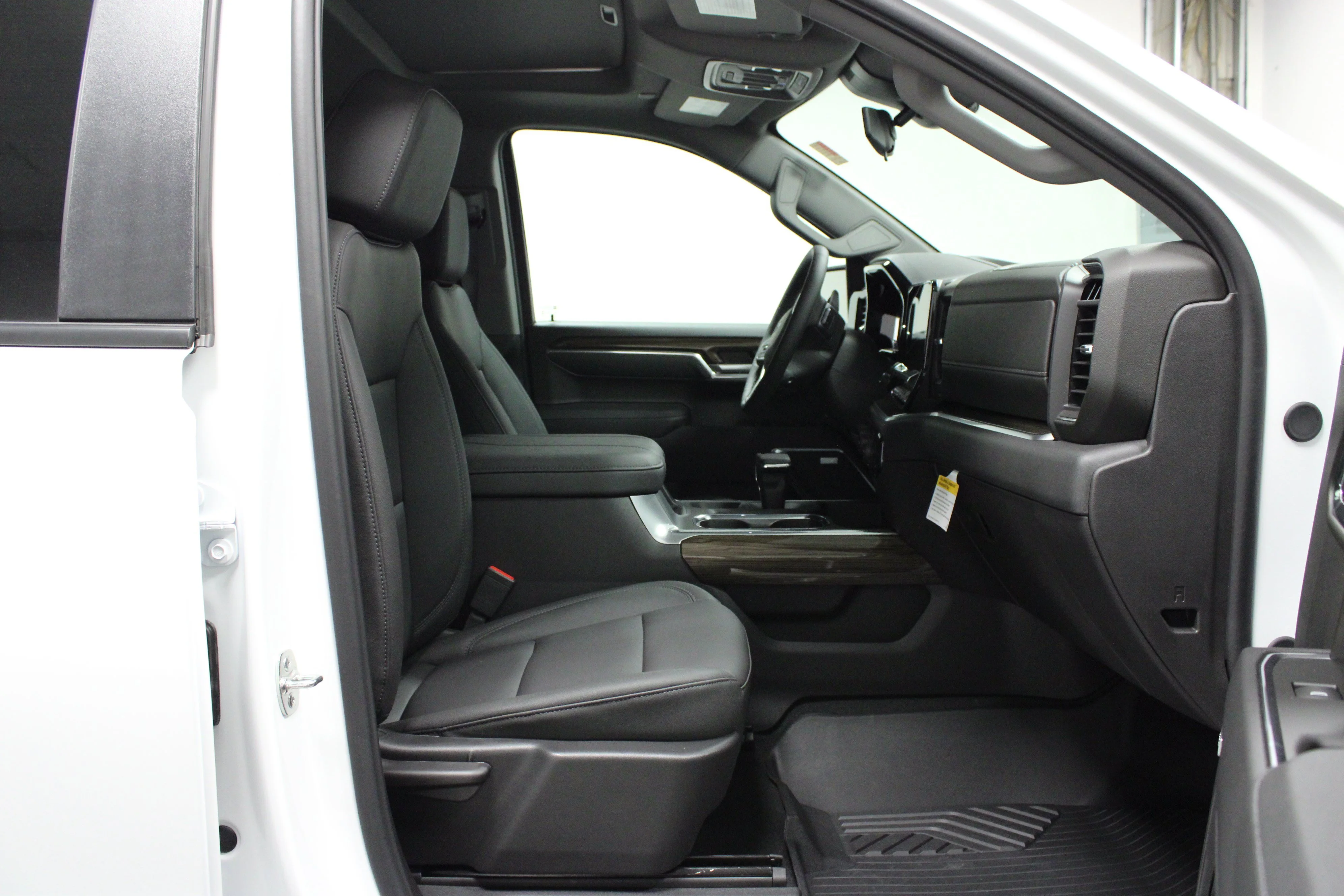 2026 Chevrolet Silverado 1500 LT Trail Boss - Photo 15