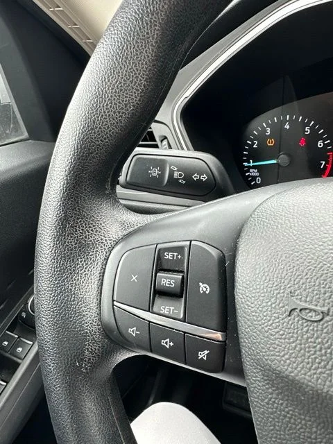 Used 2020 Ingot Silver Ford SE image 16