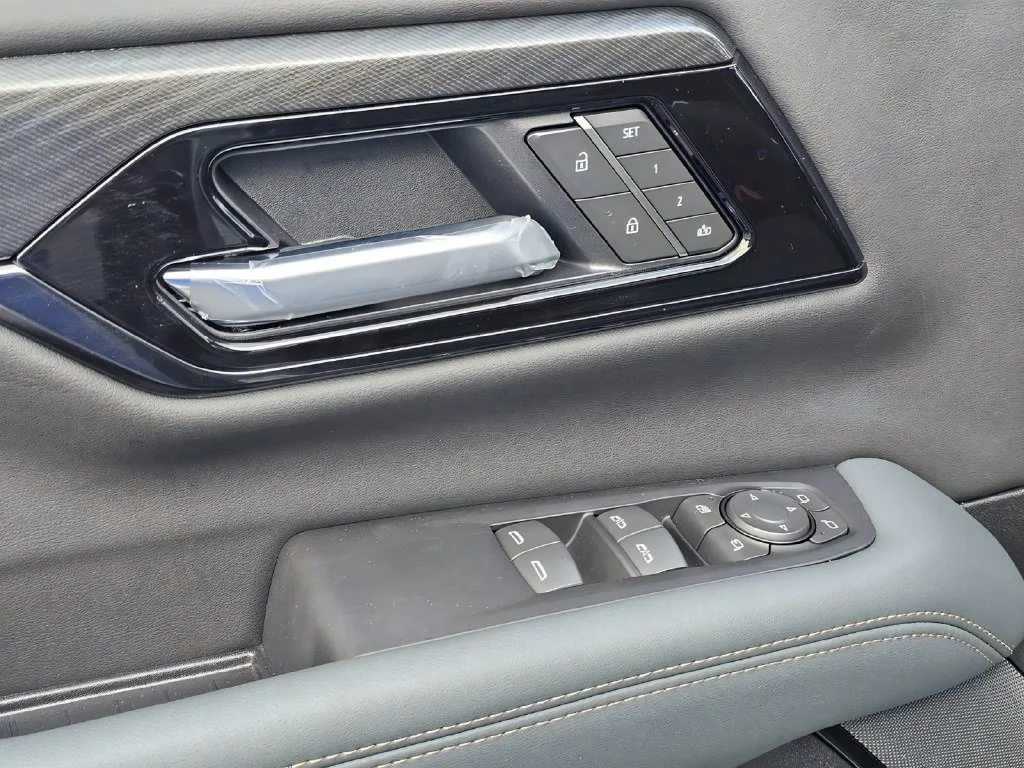 New 2026 Sterling Metallic GMC AT4 image 16