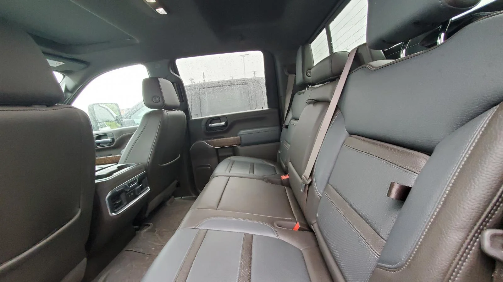 Used 2021 SUMMIT WHITE GMC Denali image 5