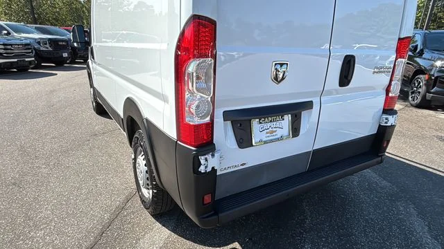 Used 2024 White Ram Base image 43