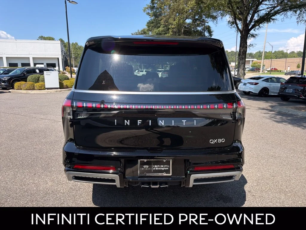 Certified Used 2025 Black Obsidian INFINITI LUXE image 11