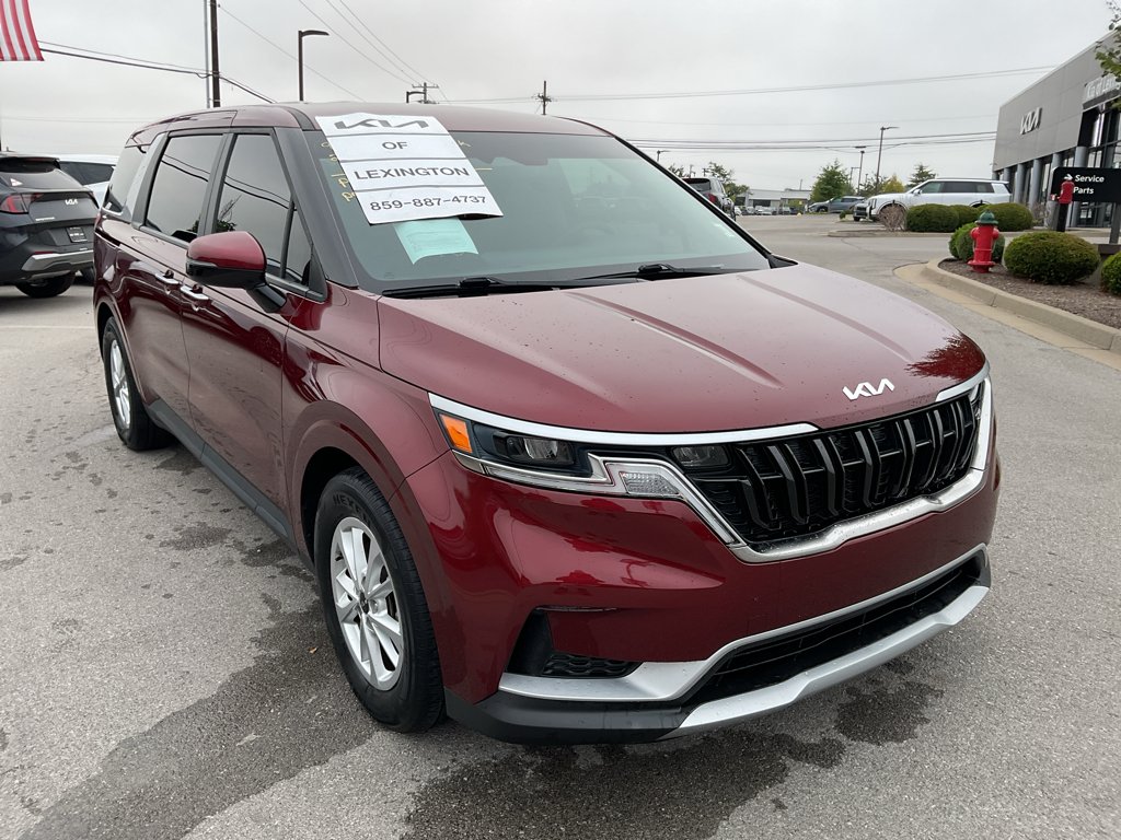 Used 2024 Flare Red Kia LX image 2