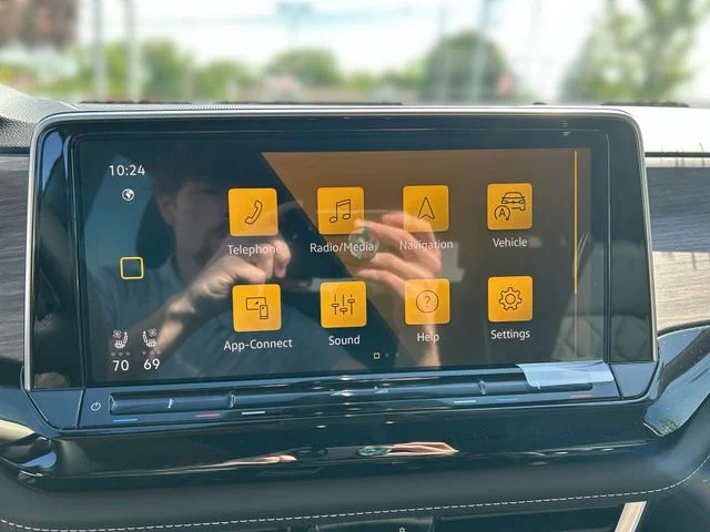 New 2026  Volkswagen 2.0T SEL Premium R-Line image 17