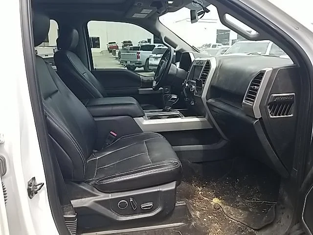Used 2018 White Ford XL image 28