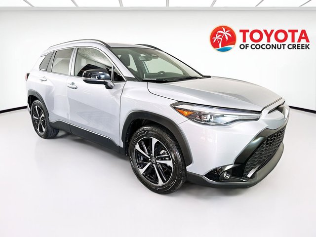 2025 Toyota Corolla media 1