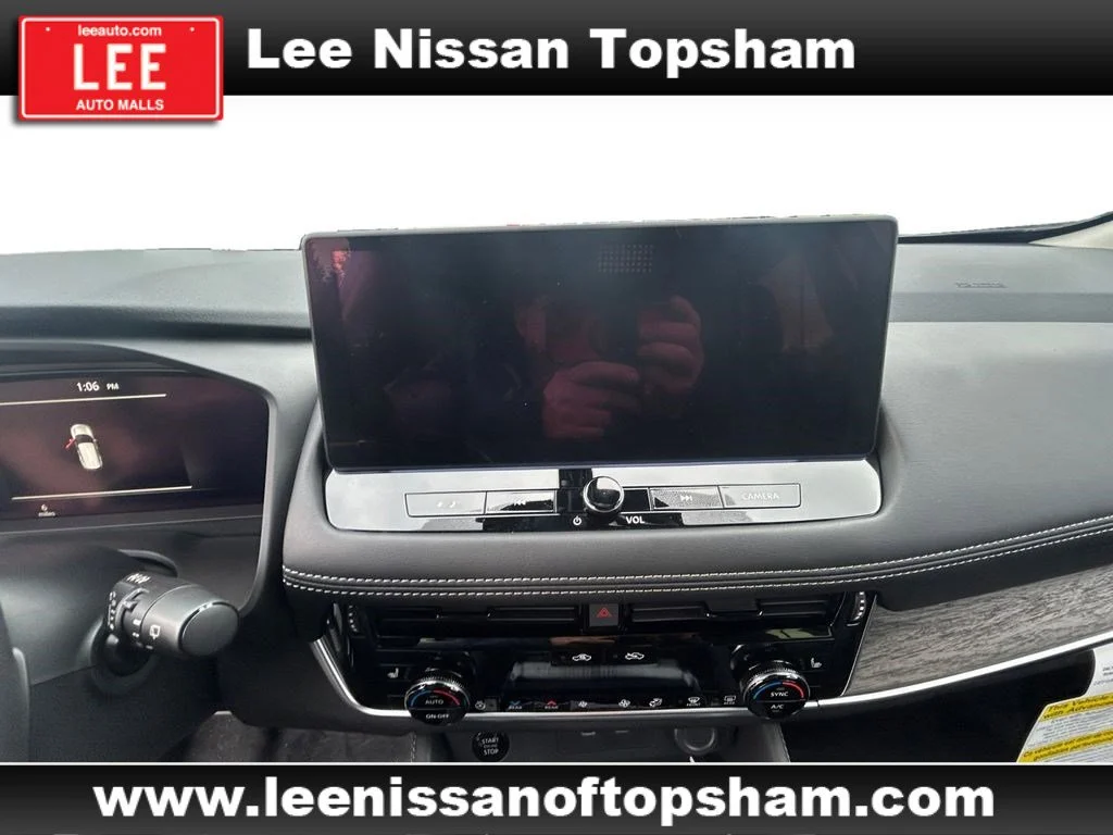 New 2026 Deep Ocean Blue Pearl Nissan Platinum image 10