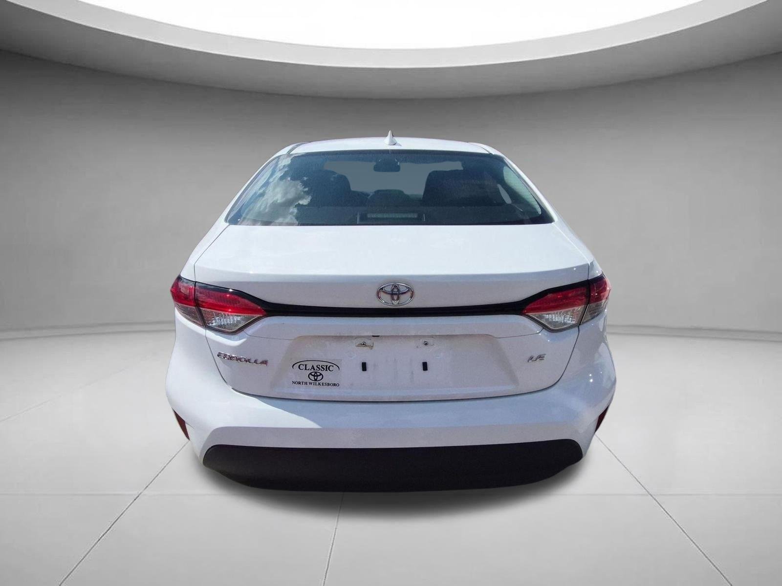 Used 2026 Ice Cap Toyota LE image 3
