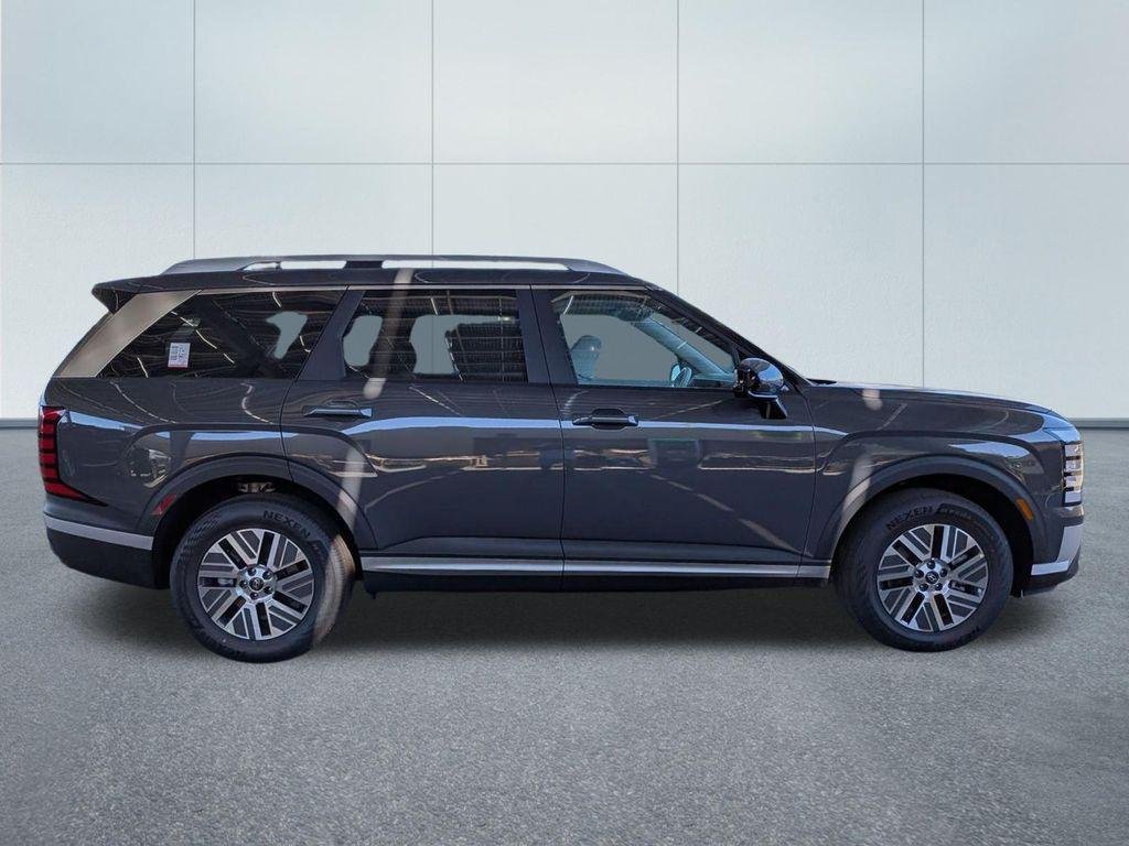 New 2026 Gray Hyundai Blue SEL 8P image 7