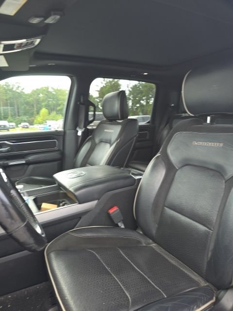 Used 2021 Granite Crystal Clearcoat Metallic Ram Laramie image 9