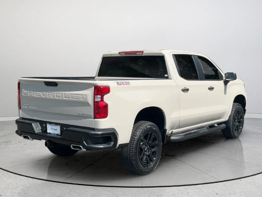 2026 Chevrolet Silverado 1500 Custom Trail Boss - Photo 13