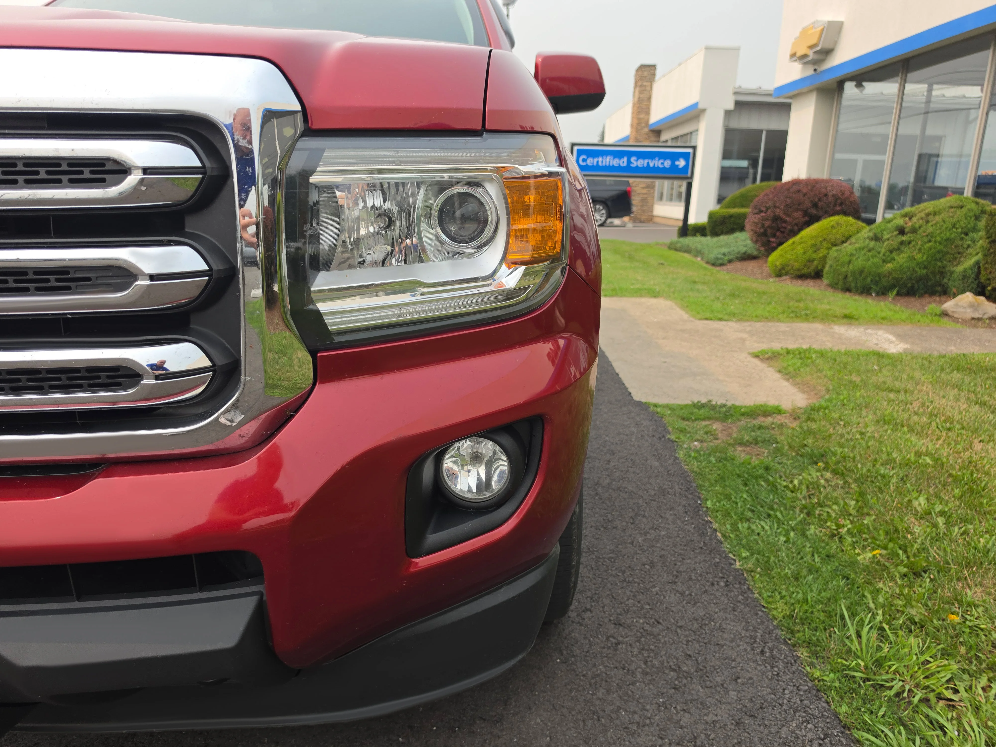 Used 2016 Copper Red Metallic GMC 4WD SLE image 10