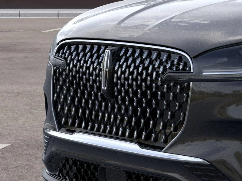 New 2026 Infinite Black Metallic Clearcoat Lincoln Premiere® image 17