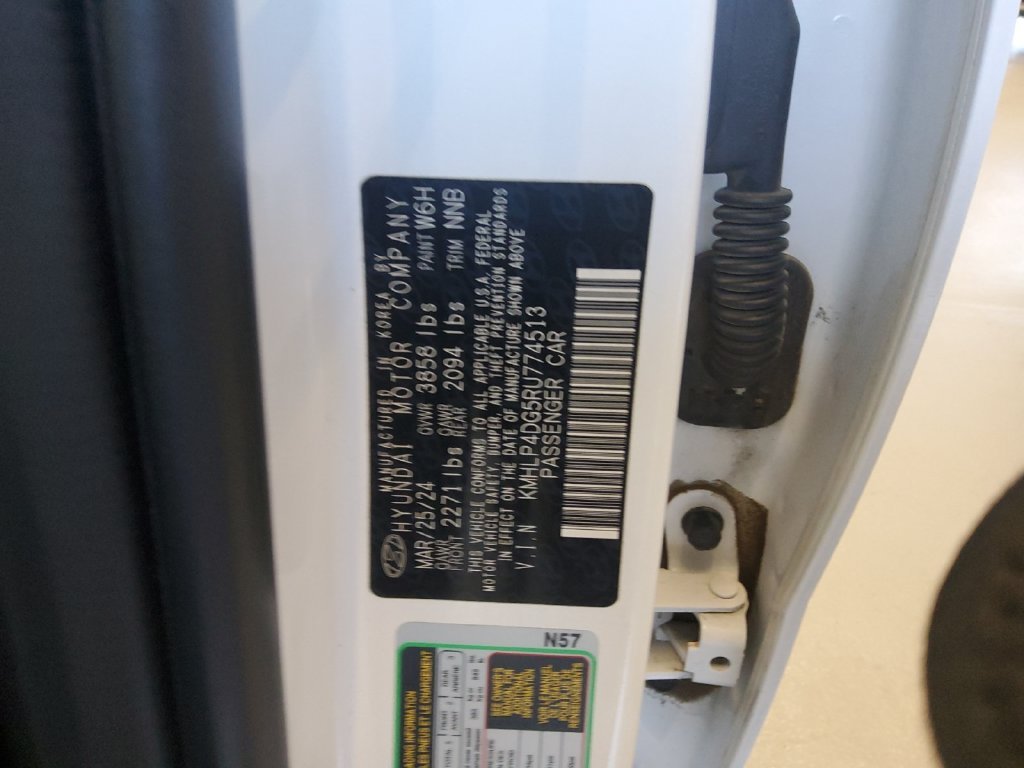 Used 2024 White Hyundai Limited image 20