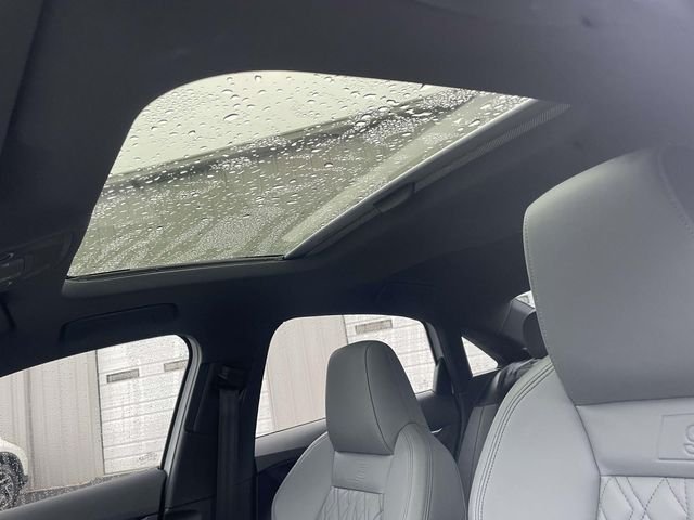 2022 Audi S3 Prestige - Photo 22