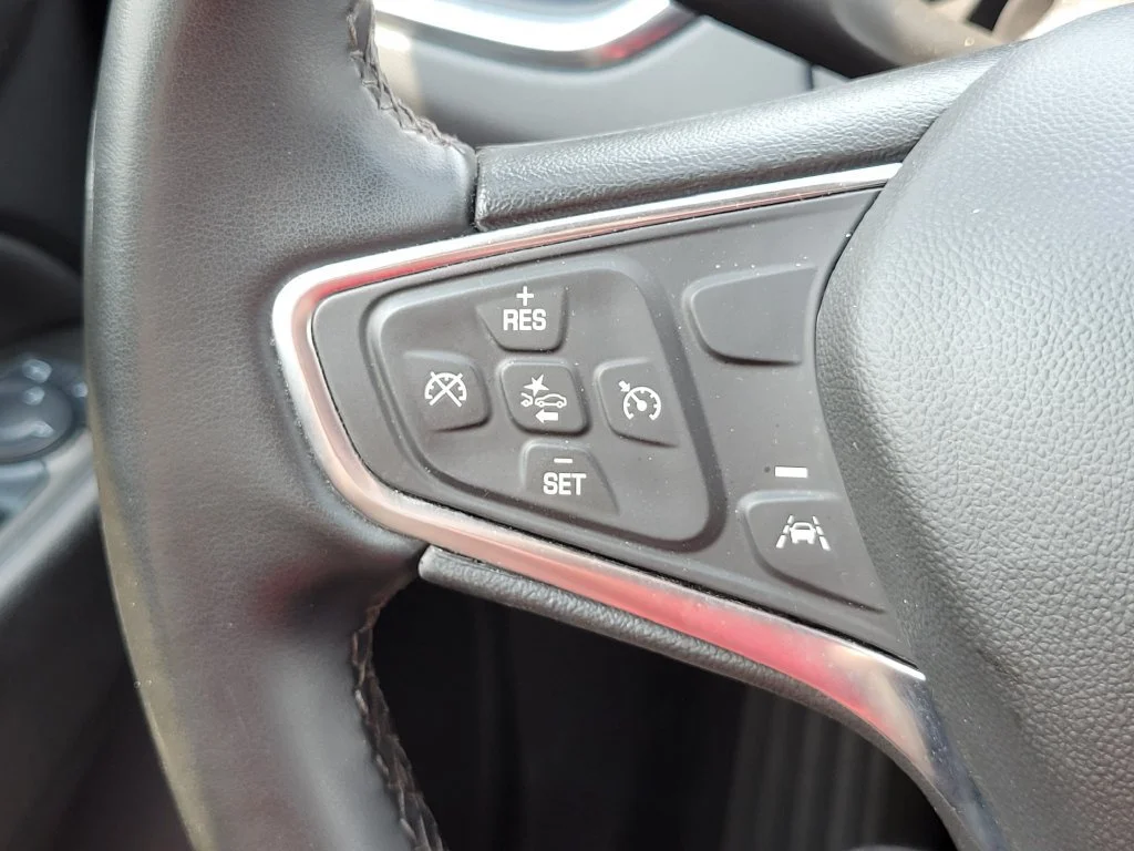 Used 2024 Mosaic Black Metallic Chevrolet LT image 28