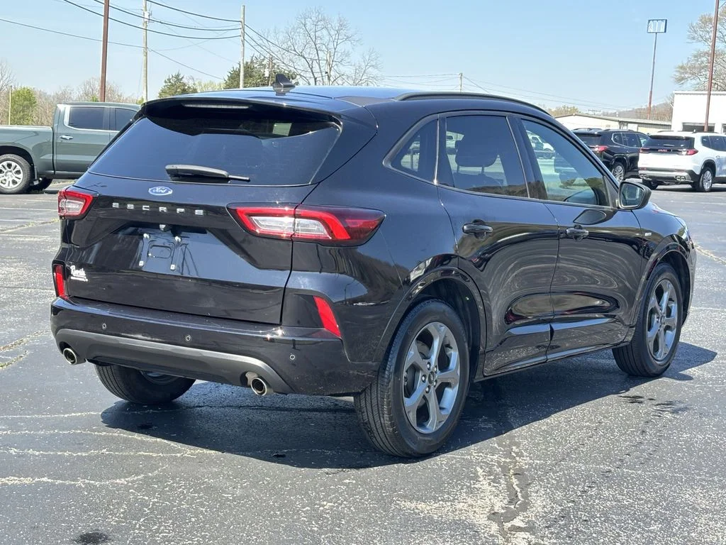 Used 2023 Black Ford ST-Line image 7