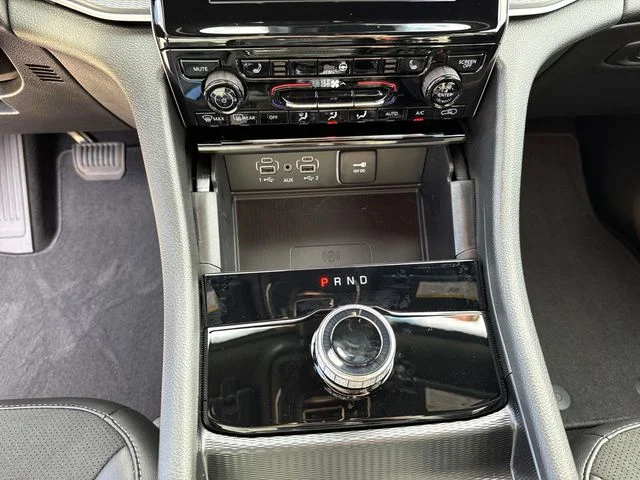 New 2025 Gray Jeep Altitude X image 18