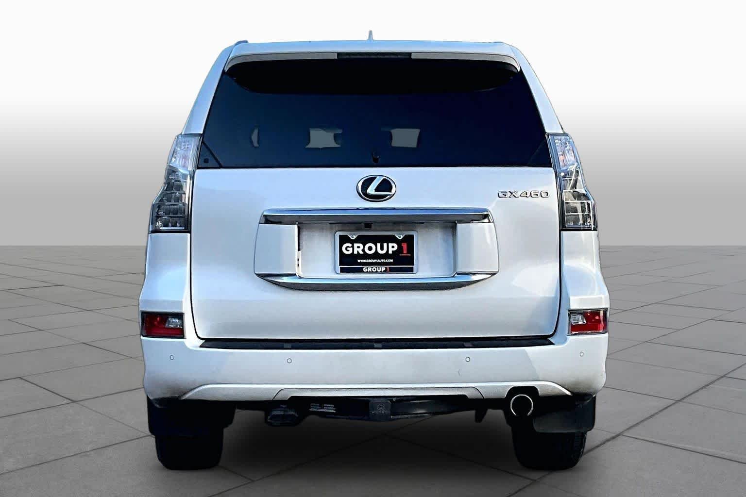 Used 2022 Starfire Pearl Lexus Premium image 5