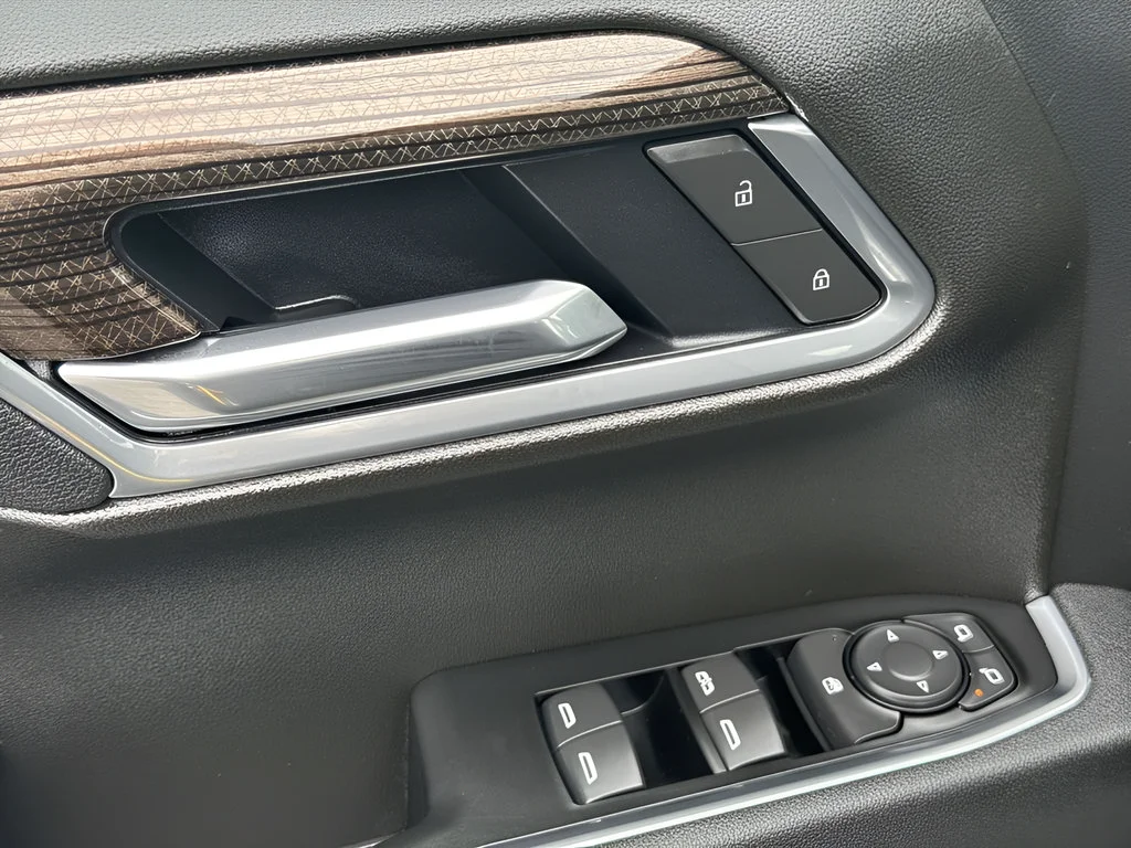 New 2026 Sterling Gray Metallic Chevrolet LT image 15